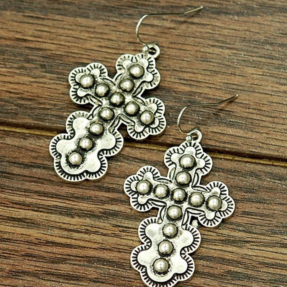 Earrings - Picture 3 of 4